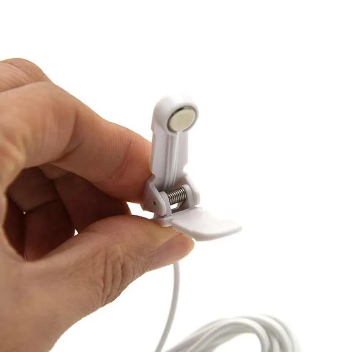 Electro Estimulador con succionador y pinzas de pezones